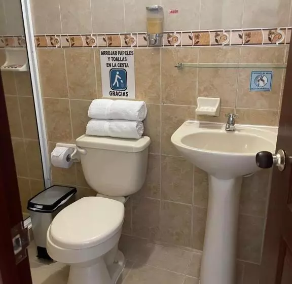 ペンション Hospedaje Camino Real A 150 Mts Del Centro