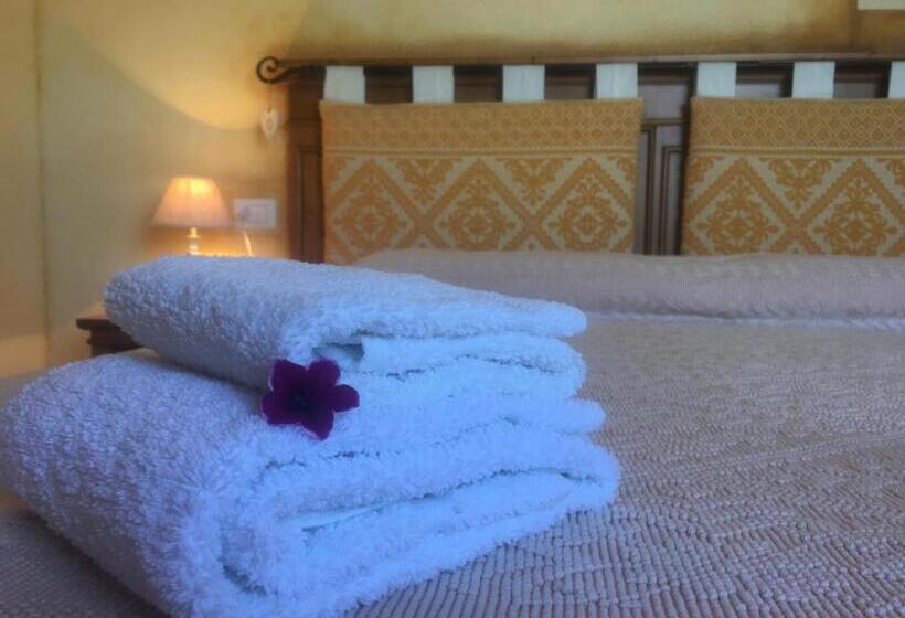 Pensjonat Sa Murta Bianca Guesthouse