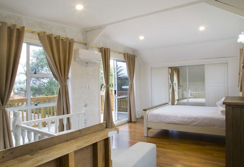 פנסיון Auckland Hauraki Modern Guest House