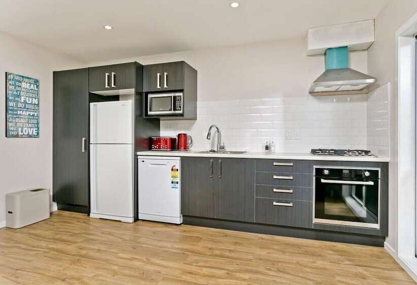 פנסיון Auckland Hauraki Modern Guest House