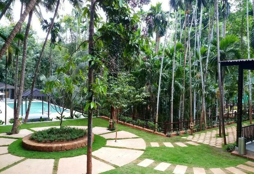 Stone Wood Nature Resort, Gokarna