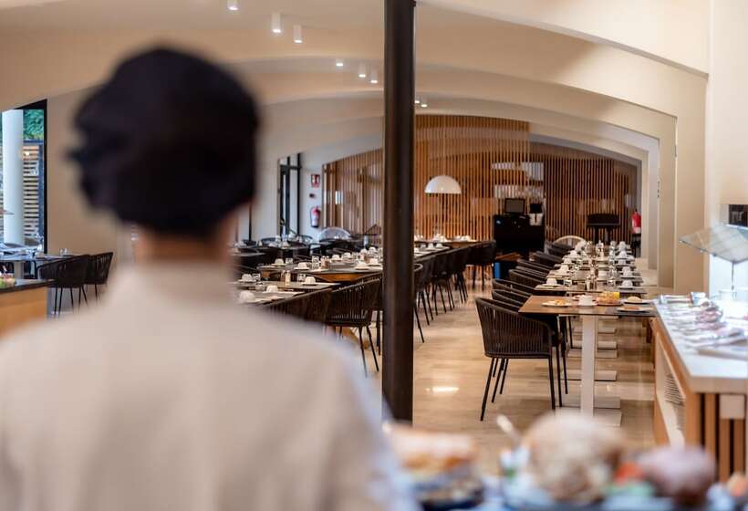 Aparthotel Bahia Pollensa