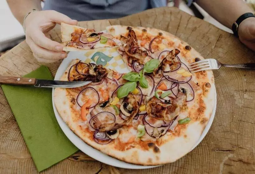 Dorfcafe Unken Hotelpension Swirtshaus Im Dorf