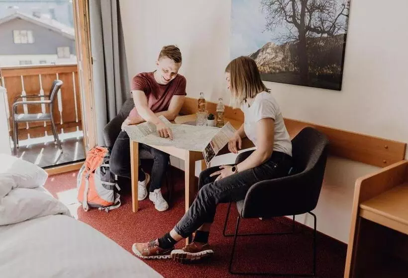 Dorfcafe Unken Hotelpension Swirtshaus Im Dorf