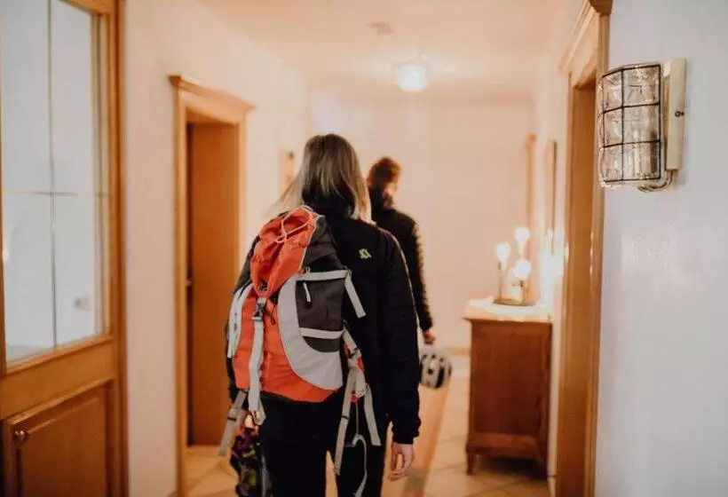 Dorfcafe Unken Hotelpension Swirtshaus Im Dorf