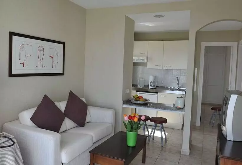 Guacimeta Apartamentos