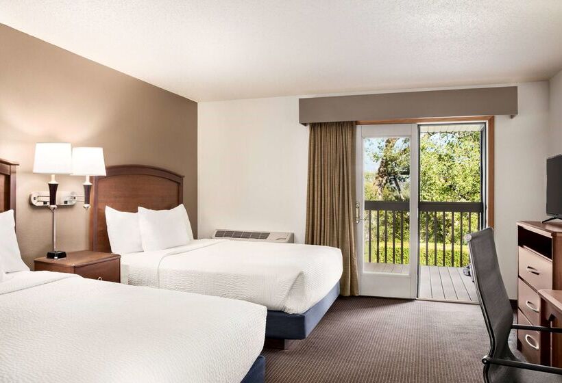 فندق Americinn By Wyndham Baudette