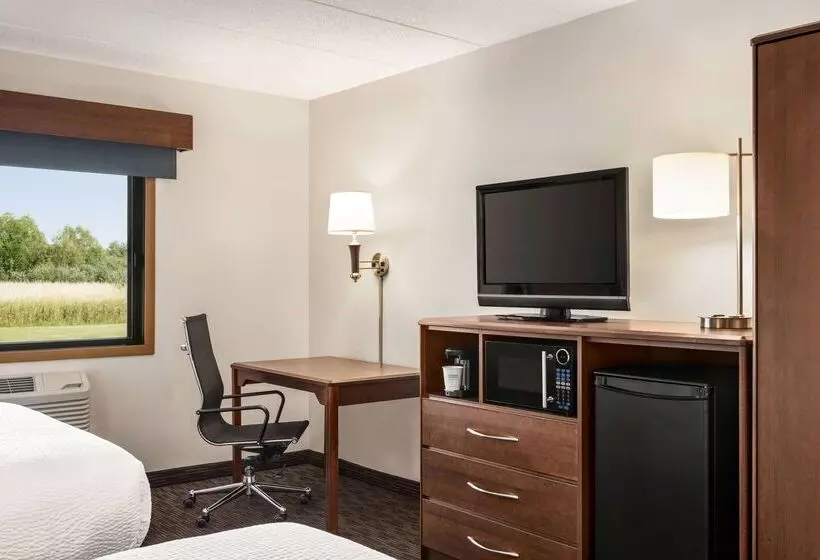 Отель Americinn By Wyndham Baudette