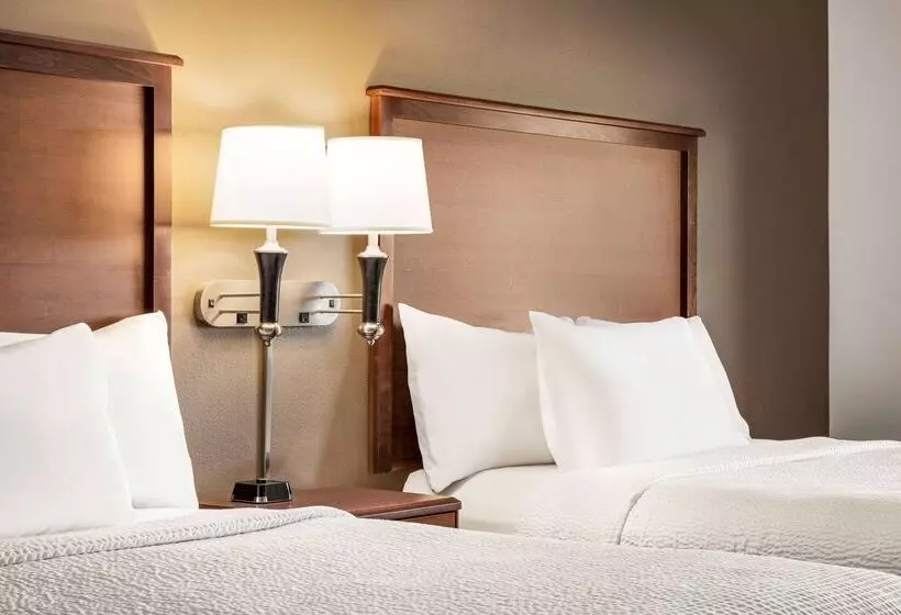 Отель Americinn By Wyndham Baudette