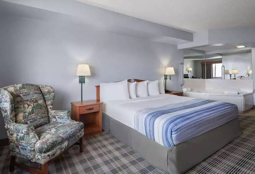 Отель Americinn By Wyndham Stuart