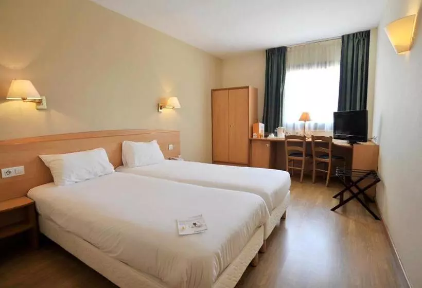 호텔 Travelodge Murcia