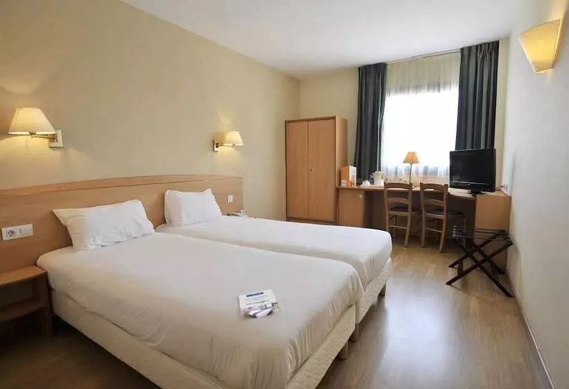 호텔 Travelodge Murcia