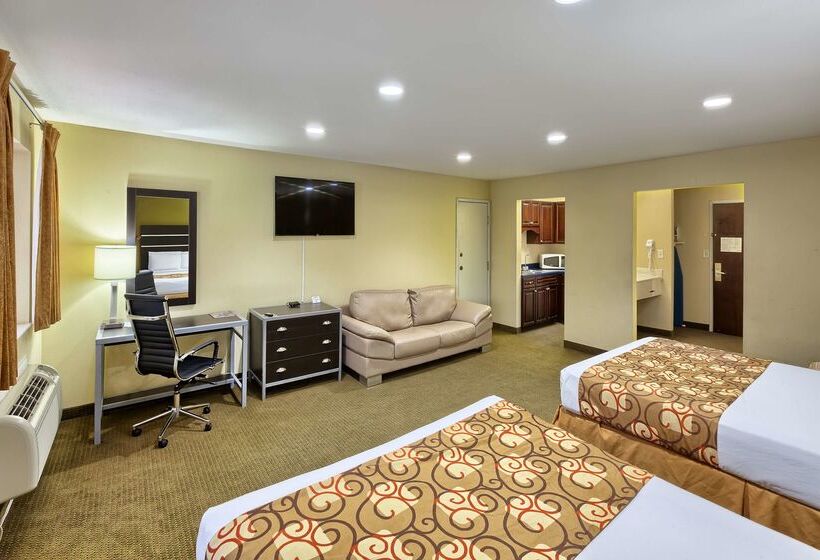 فندق Country Hearth Inn Knightdale Raleigh