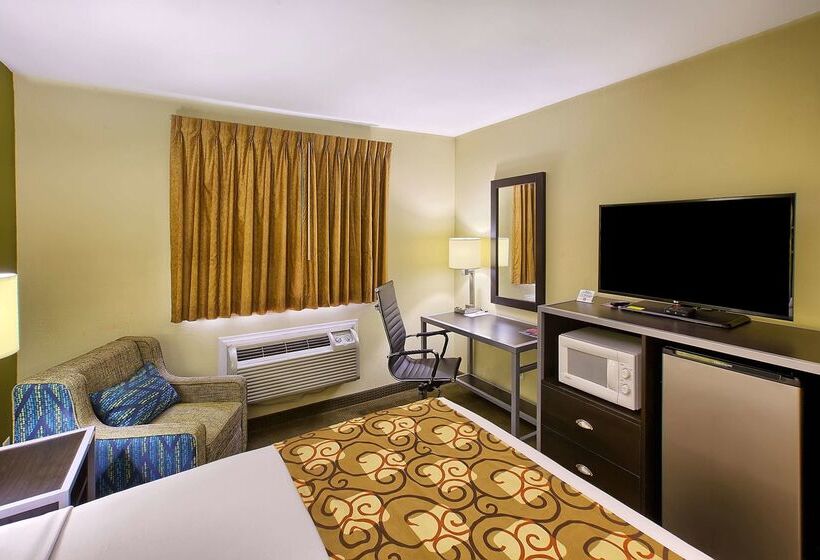 فندق Country Hearth Inn Knightdale Raleigh