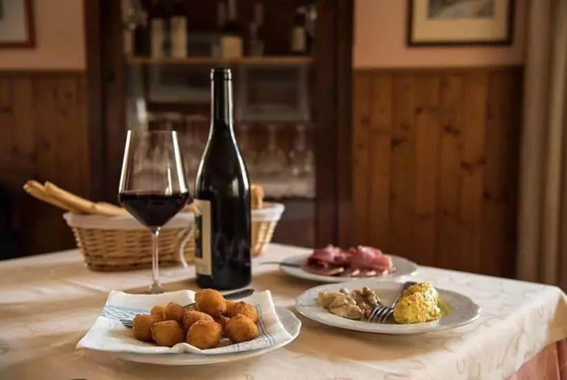 Отель Albergo Dei Bersaglieri