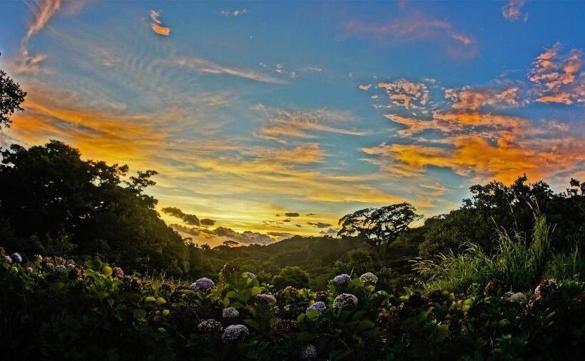 בית מלון כפרי El Establo Mountain