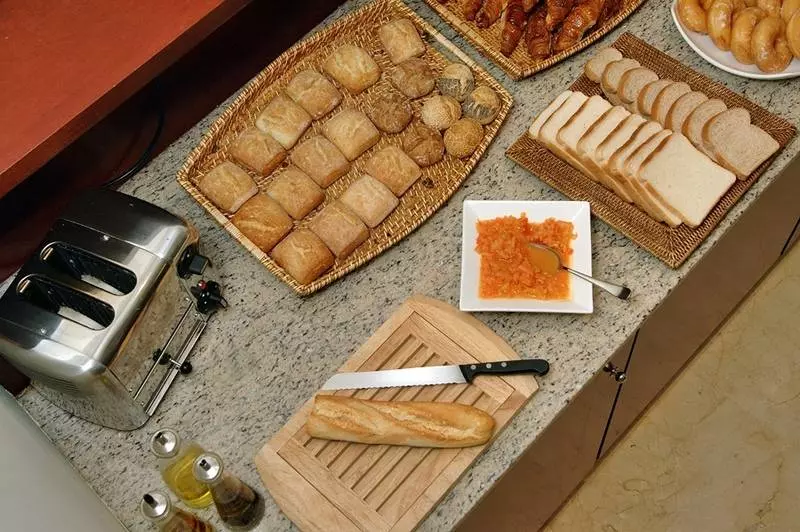 Отель Exe Plaza Delicias