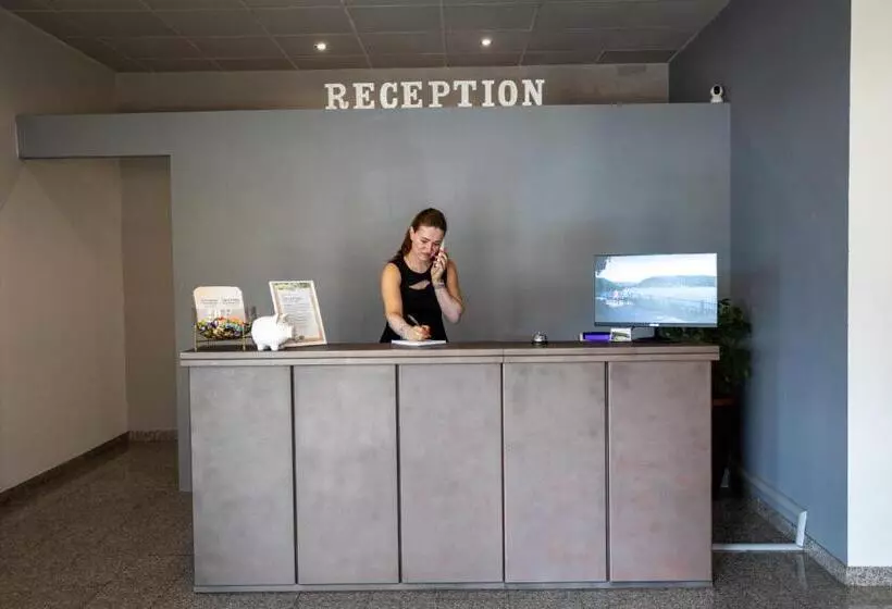 Отель Fontaine Bleue