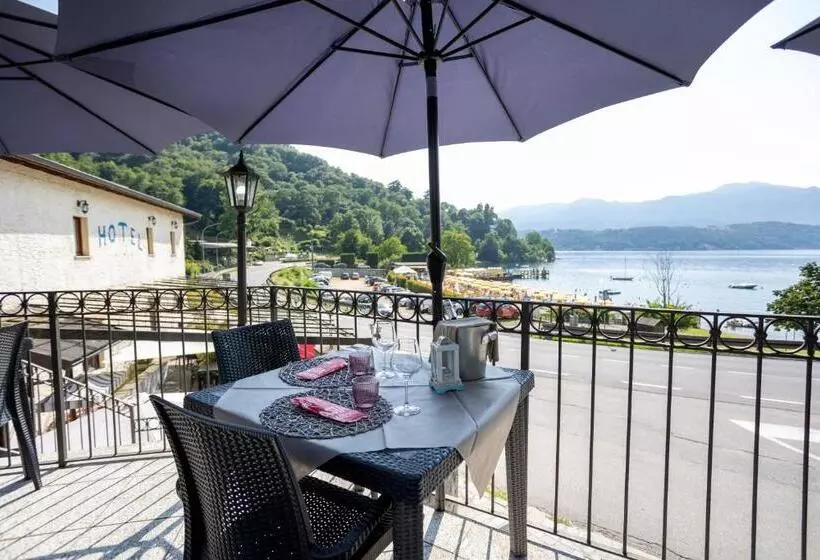 Отель Fontaine Bleue