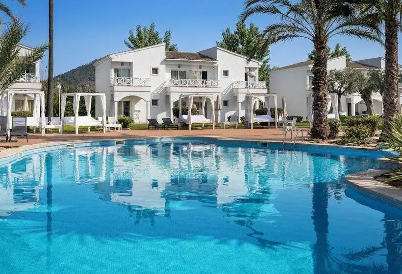 Garden Saladina - Adults Only