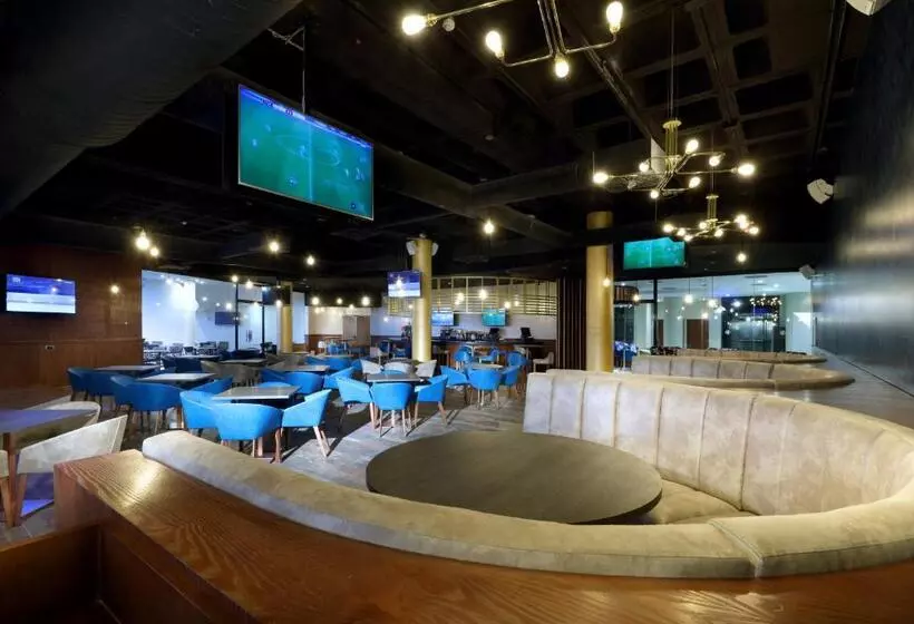 Hard Rock Hotel Tenerife