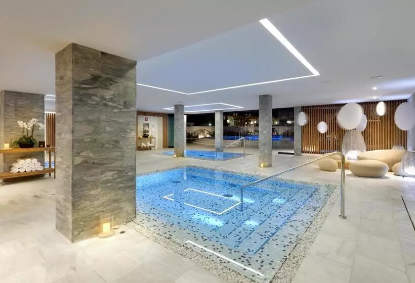 Hard Rock Hotel Tenerife