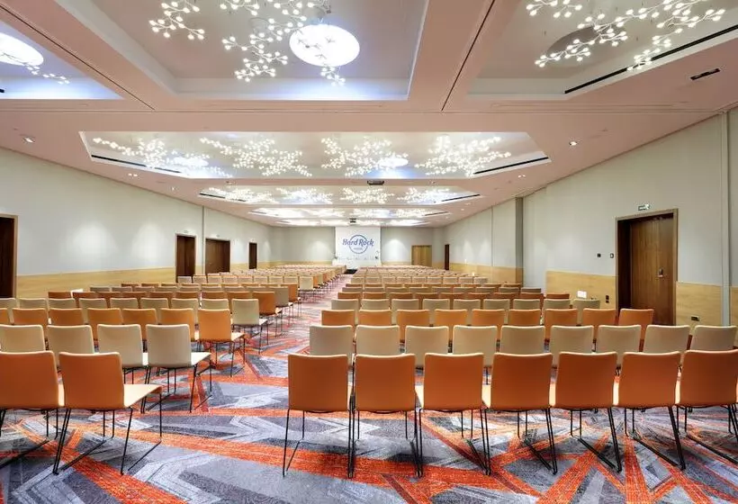 Hard Rock Hotel Tenerife