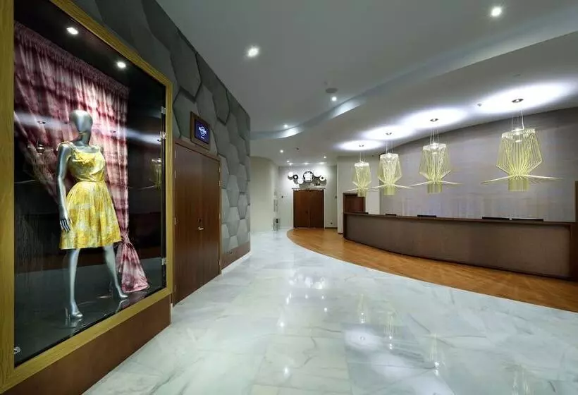 Hard Rock Hotel Tenerife