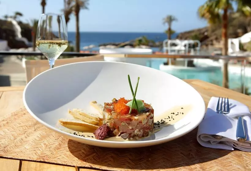 Hard Rock Hotel Tenerife