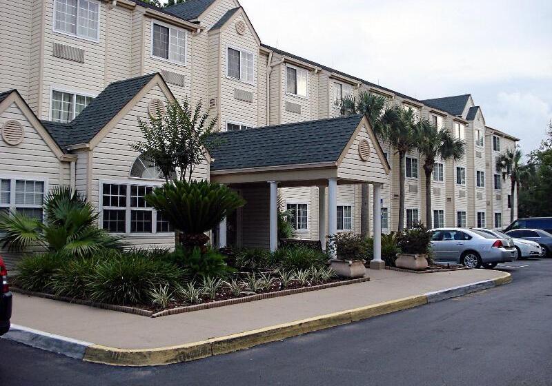Отель Hometown Inn & Suites Jacksonville Butler Blvd./southpoint