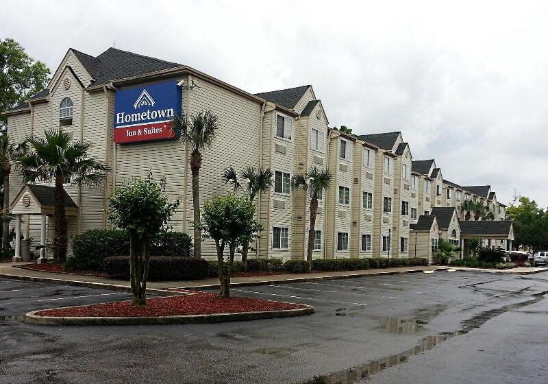 Отель Hometown Inn & Suites Jacksonville Butler Blvd./southpoint