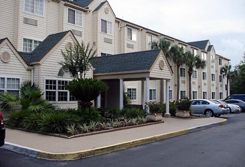 Отель Hometown Inn & Suites Jacksonville Butler Blvd./southpoint