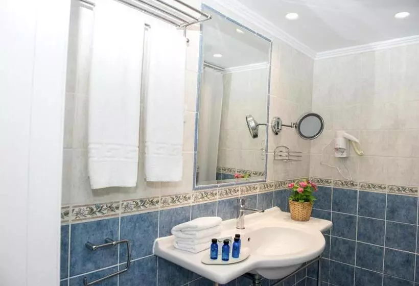 Отель Mastichari Bay