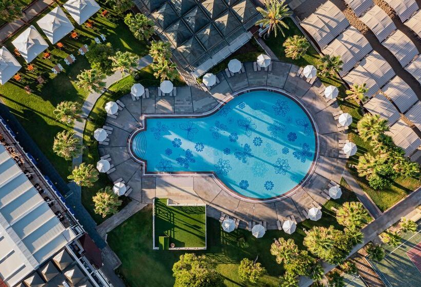 هتل Papillon Belvil