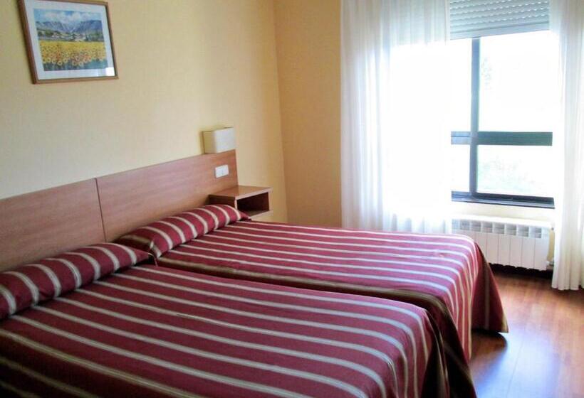 فندق Pensión Teyma