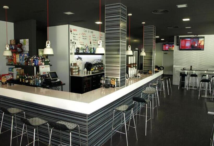 فندق Pensión Teyma