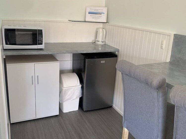 ホテル Robetown Motor Inn & Apartments