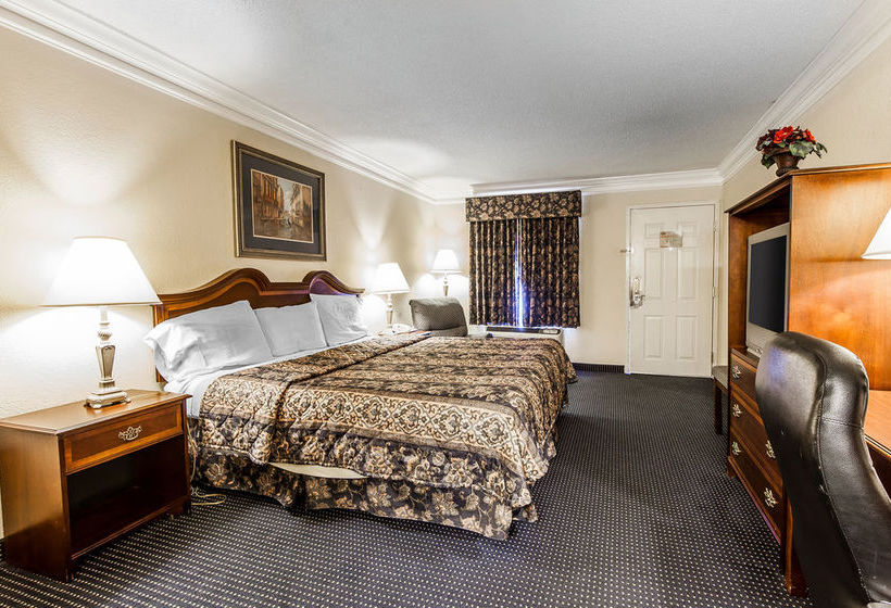 OYO Hotel Rome GA Historic District