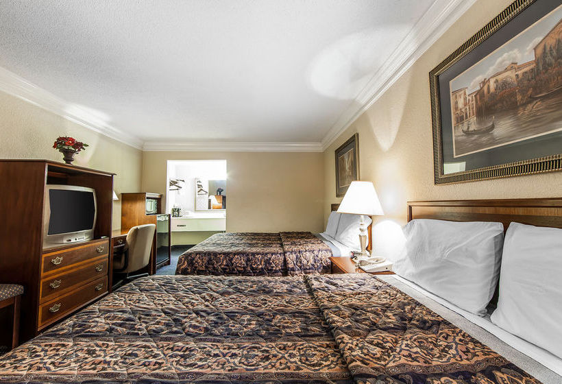 OYO Hotel Rome GA Historic District