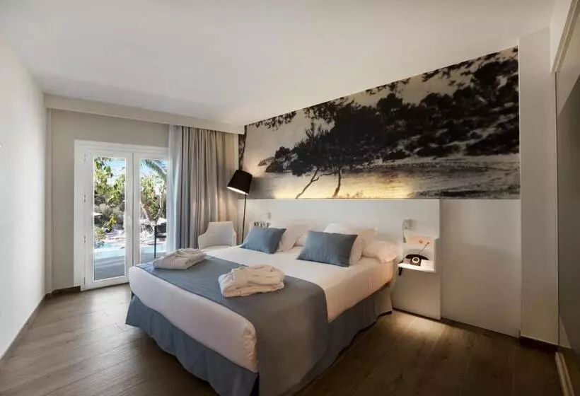 Отель Tacande Portals