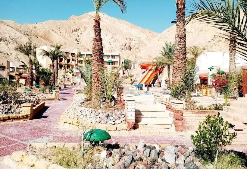 בית מלון כפרי Tobya Boutique Resort