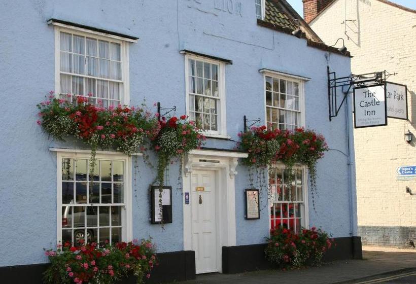 הוסטל The Castle Inn