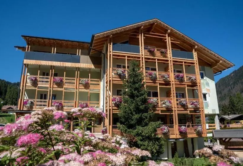 هتل Albergo Garni Edy
