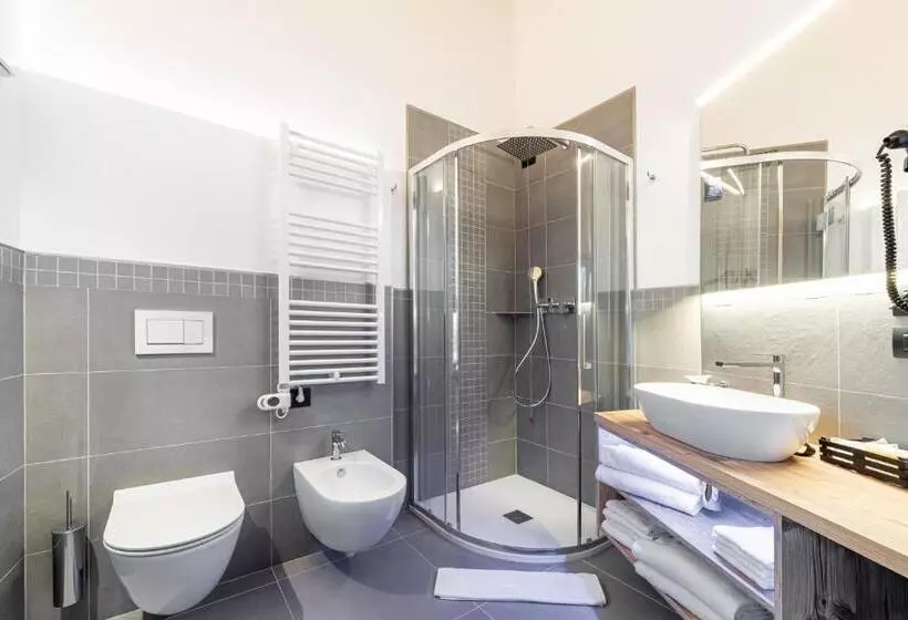 هتل Albergo Garni Edy