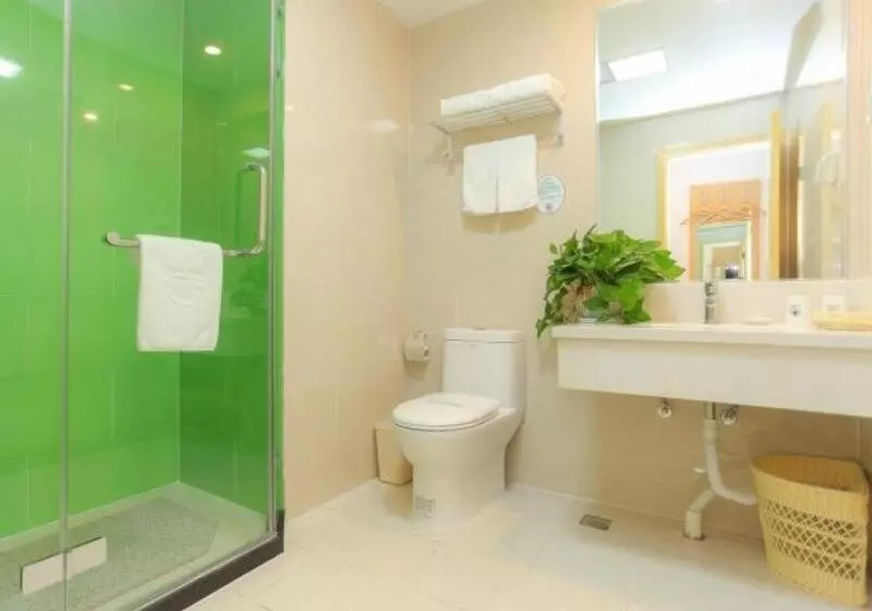 Hotelli Greentree Inn Jiangsu Suqian Sucheng District Weishanhu Road Business