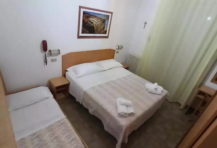 Hotelli La Caravella