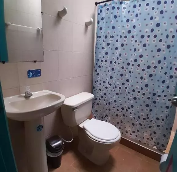 ペンション Hostal Johnnier