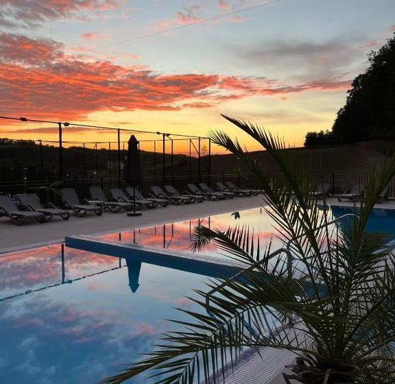 پانسیون Metropol