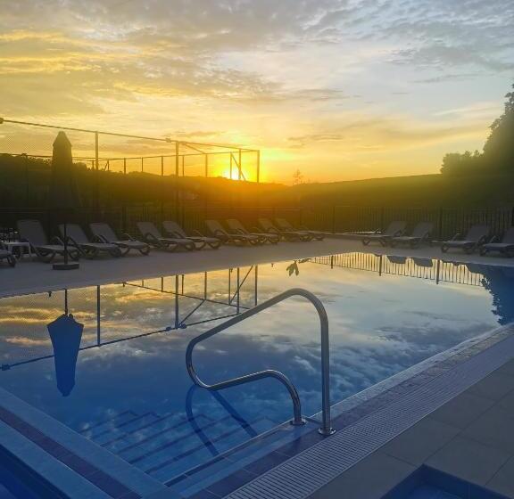 پانسیون Metropol