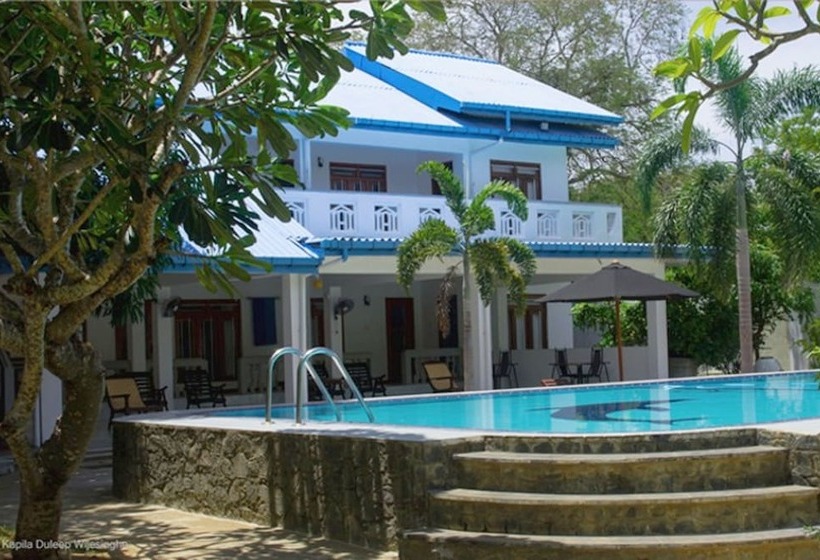 בית מלון כפרי Ariyana Wellness Retreat Yala